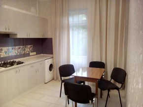 Na Epronovskoy Apartment
